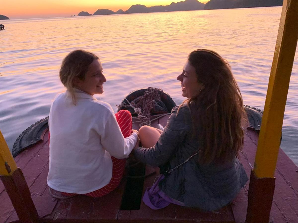 Ocean Beach Resort Cat Ba Island Екстер'єр фото
