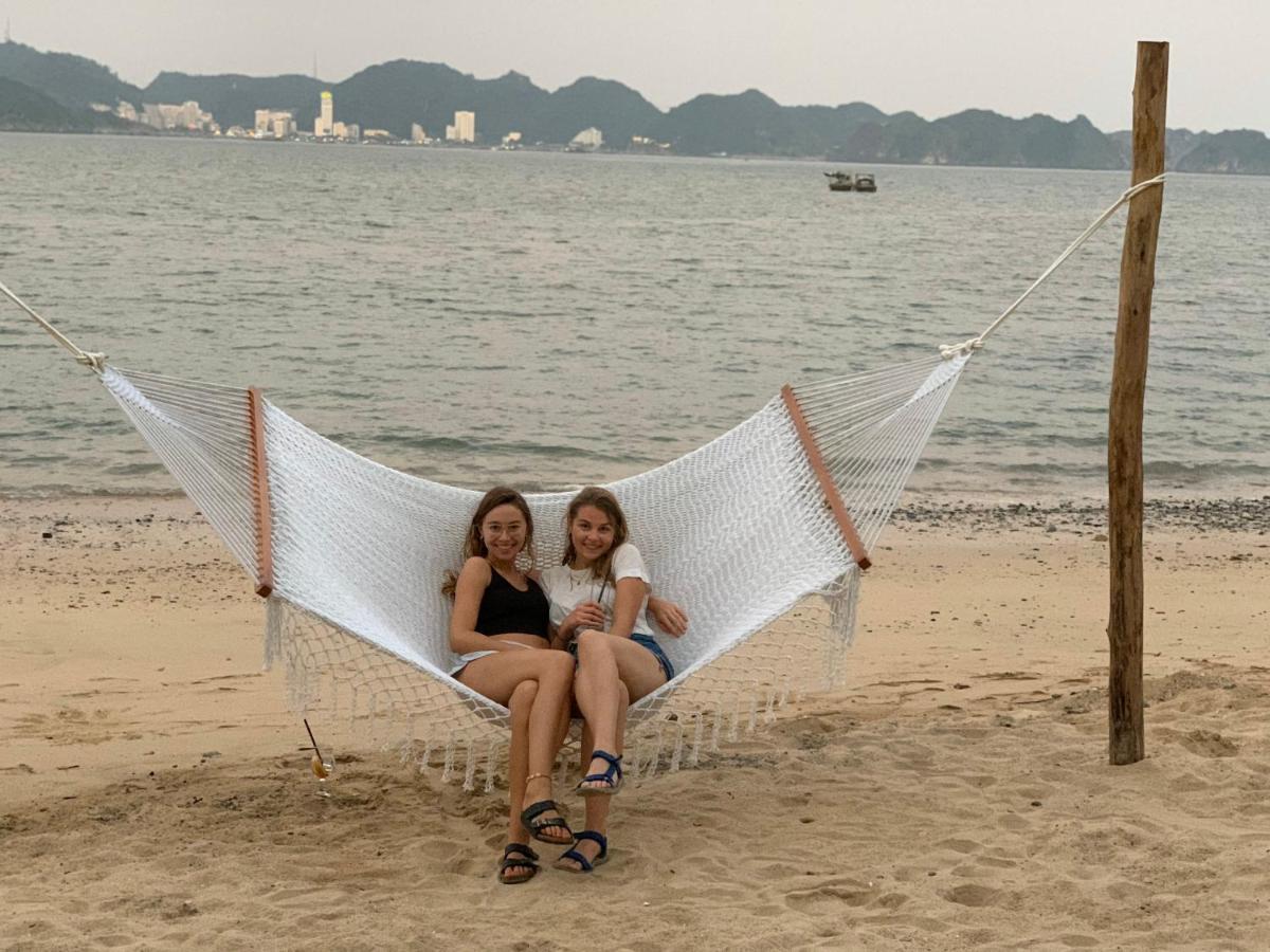 Ocean Beach Resort Cat Ba Island Екстер'єр фото