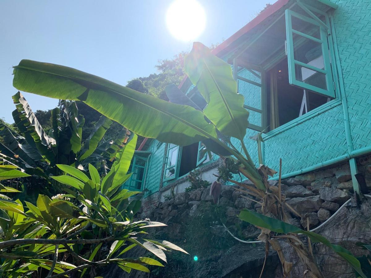 Ocean Beach Resort Cat Ba Island Екстер'єр фото