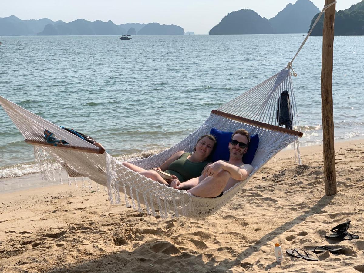 Ocean Beach Resort Cat Ba Island Екстер'єр фото