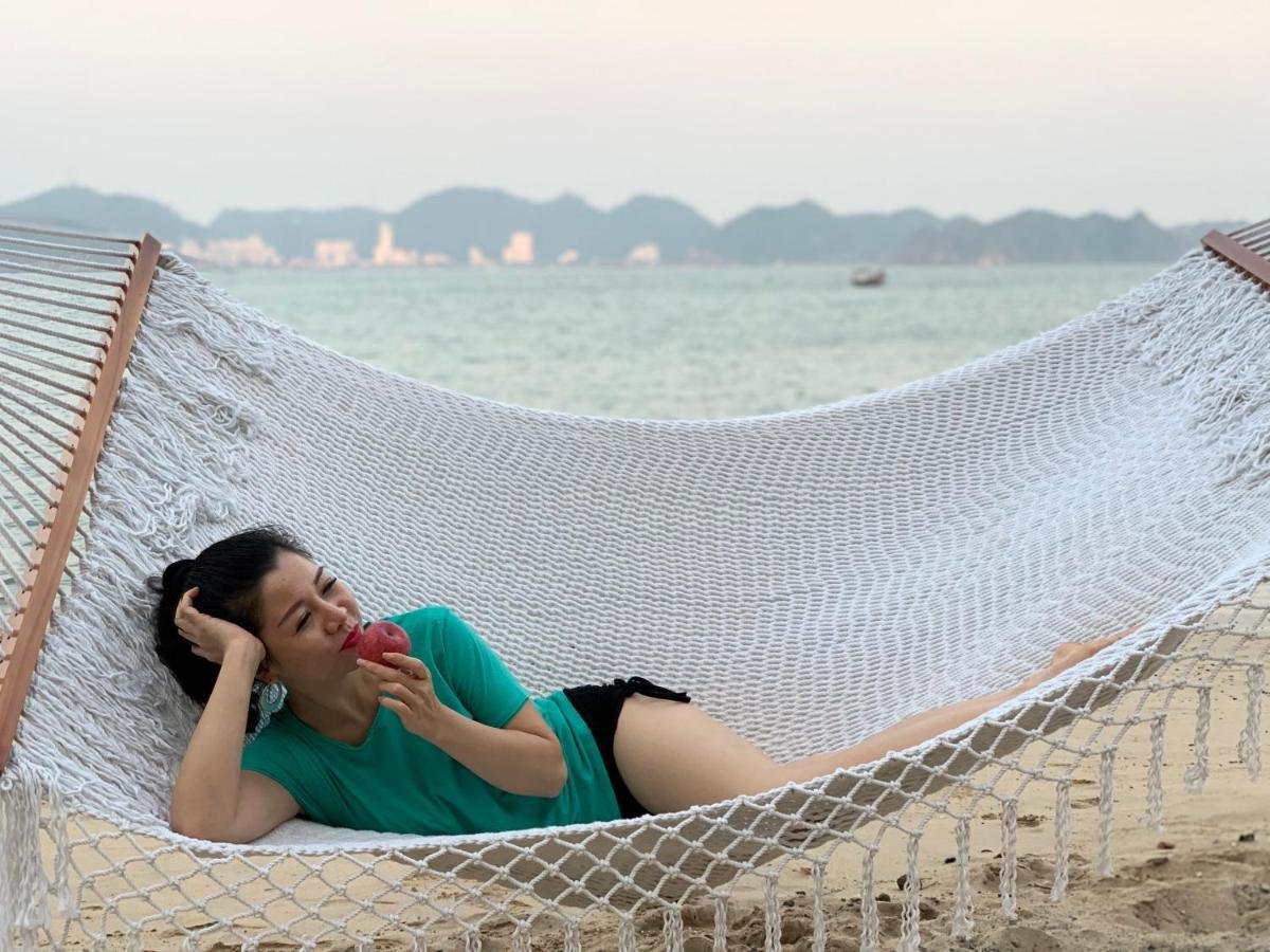 Ocean Beach Resort Cat Ba Island Екстер'єр фото