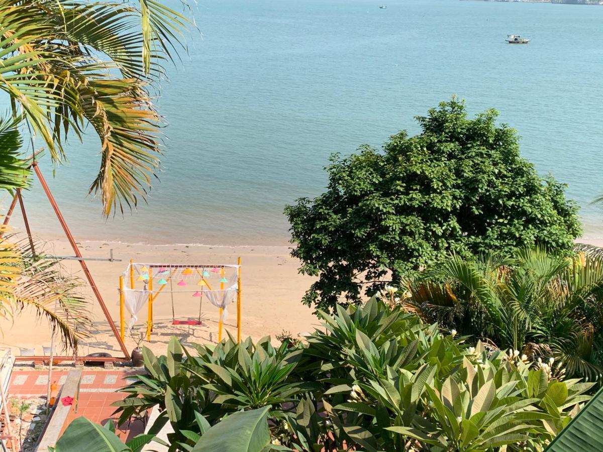 Ocean Beach Resort Cat Ba Island Екстер'єр фото